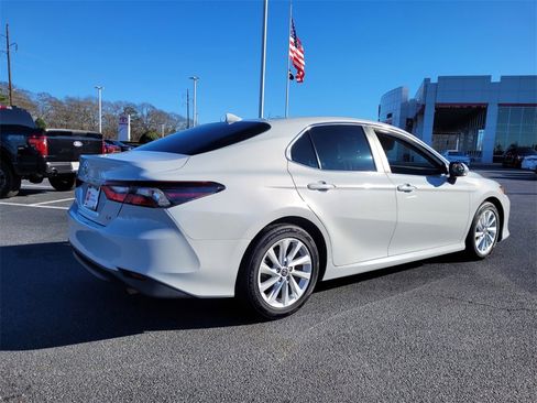 Certified 2023 Toyota Camry LE image 11