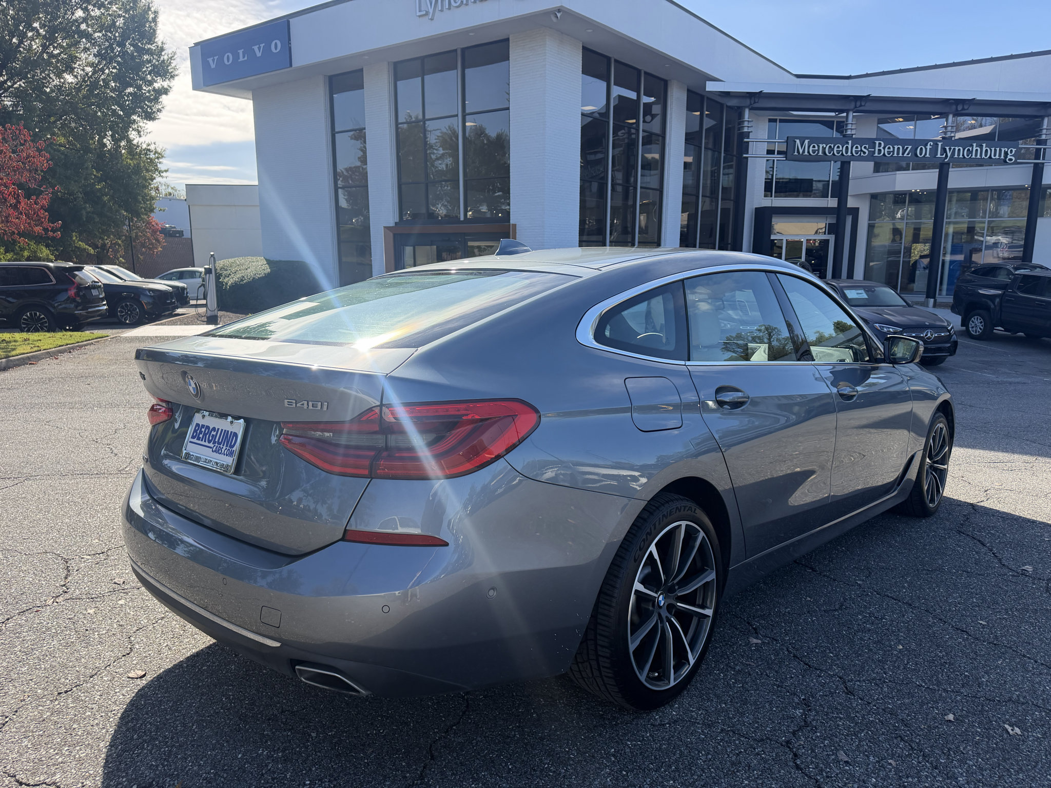 Used 2019 BMW 640i Gran Turismo xDrive w/ Parking Assistance Package AWD/4WD image 3