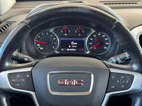 Used 2020 GMC Terrain SLT image 25