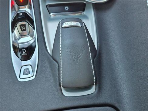 Used 2025 Chevrolet Corvette Z06 RWD image 16