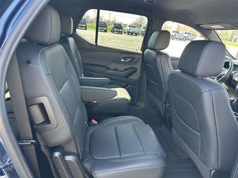 Certified 2023 Chevrolet Traverse LT w/ LT Premium Package AWD/4WD image 27