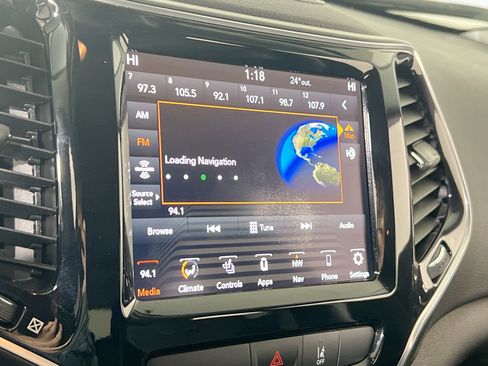 Used 2022 Jeep Cherokee Limited w/ Elite Package image 15