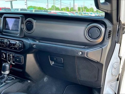 Used 2021 Jeep Gladiator Sport AWD/4WD image 21
