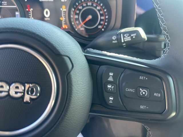 New 2025 Jeep Gladiator Sport AWD/4WD image 26