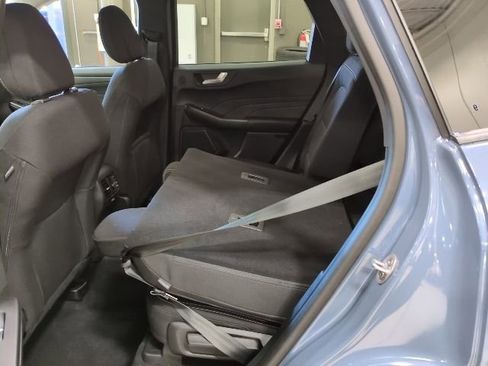 Used 2023 Ford Escape Active w/ Tech Pack #2 AWD/4WD image 17