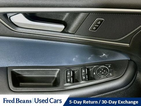 Used 2022 Ford Edge SEL w/ Sport Appearance Package AWD/4WD image 24