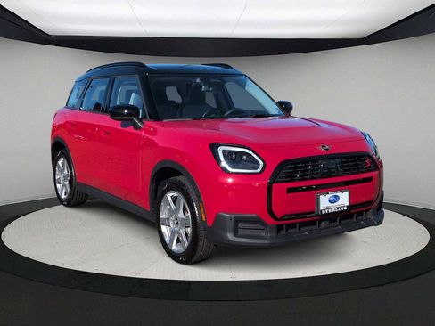 Used 2025 MINI Cooper Countryman S image 2