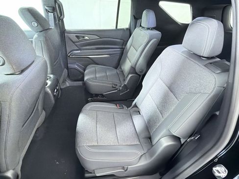 New 2026 Chevrolet Traverse LT FWD image 24