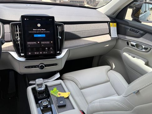 New 2026 Volvo XC90 B5 Ultra image 11