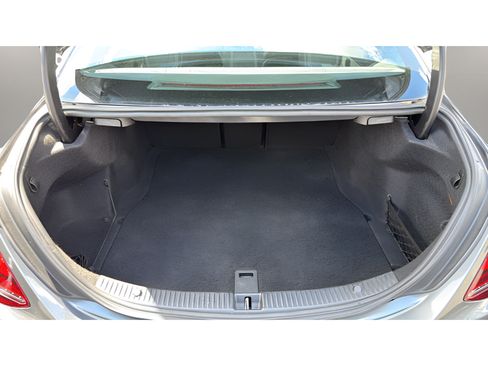 Used 2019 Mercedes-Benz C 300 4MATIC Sedan image 19