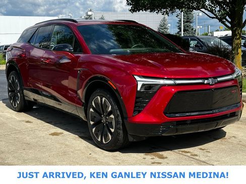Used 2025 Chevrolet Blazer EV RS AWD/4WD image 1