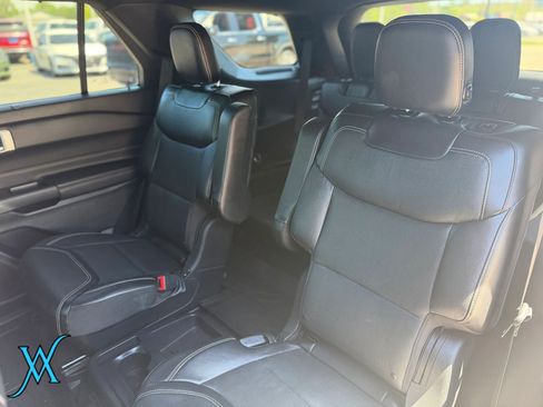 Used 2020 Ford Explorer ST w/ ST Street Pack AWD/4WD image 16