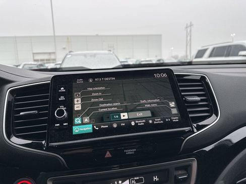 Used 2024 Honda Ridgeline Black Edition image 30