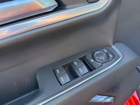 New 2025 Chevrolet Silverado 1500 LT w/ Z71 Off-Road Package AWD/4WD image 24