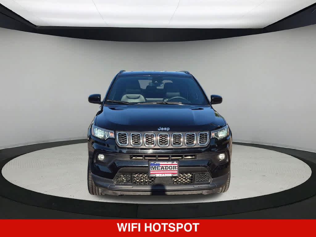 Used 2024 Jeep Compass Latitude AWD/4WD image 10