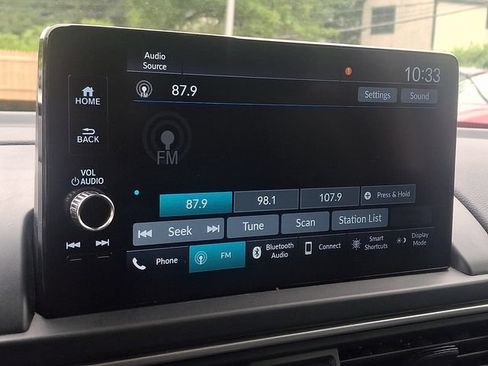 Used 2023 Honda Pilot EX-L image 18