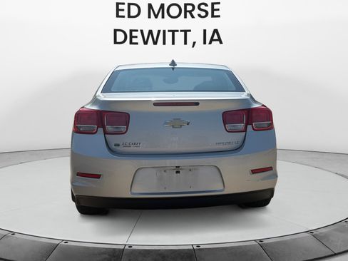 Used 2015 Chevrolet Malibu LT FWD image 4