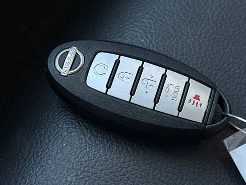 Used 2023 Nissan Altima 2.5 SR w/ SR Premium Package image 23