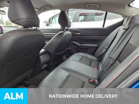 Used 2025 Nissan Altima 2.5 SR FWD image 4
