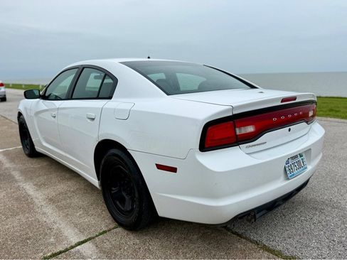 Used 2014 Dodge Charger Police w/ Street Appearance Group RWD image 7