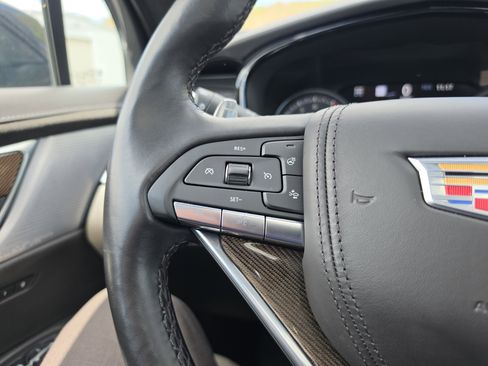 Used 2023 Cadillac XT6 Sport w/ Platinum Package AWD/4WD image 20