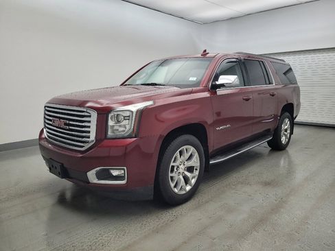 Used 2018 GMC Yukon XL SLT w/ Open Road Package image 2
