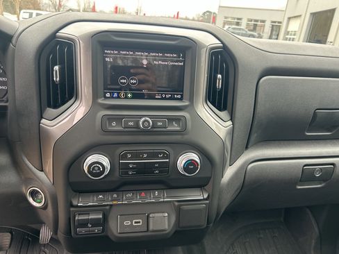 Used 2024 GMC Sierra 1500 Pro w/ Pro Value Package image 16