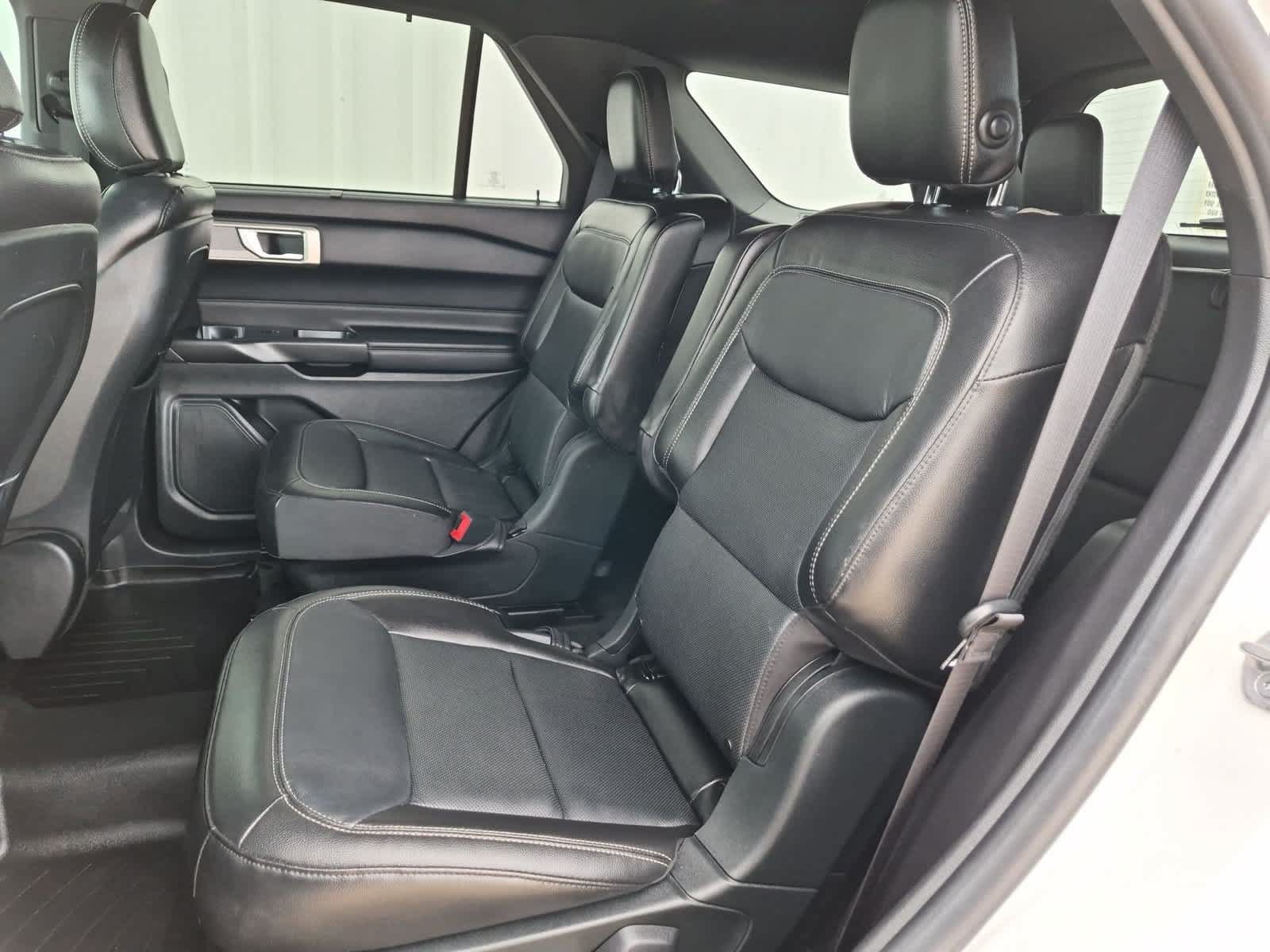Used 2020 Ford Explorer Limited AWD/4WD image 25