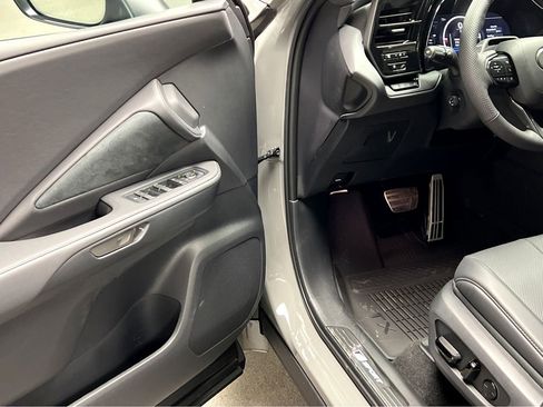 New 2026 Lexus TX 500h 500h F SPORT Performance Premi image 8