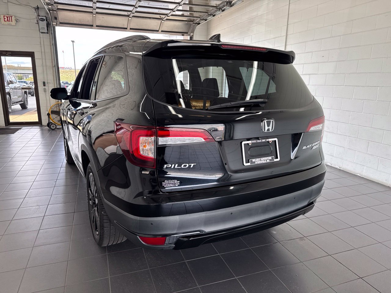 Used 2021 Honda Pilot Black Edition image 6