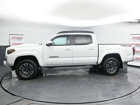 Used 2023 Toyota Tacoma TRD Sport image 5