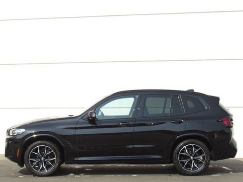 Used 2024 BMW X3 xDrive30i AWD/4WD image 4