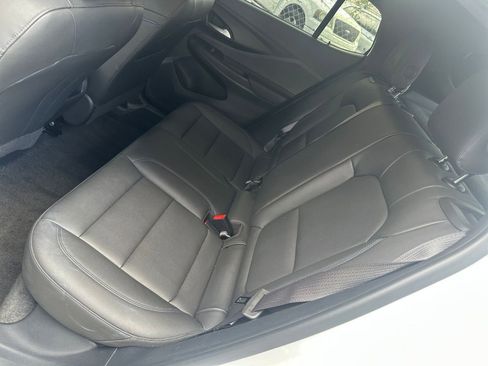 Used 2025 Buick Envista Sport Touring image 20