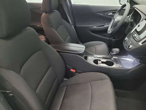 Used 2024 Chevrolet Malibu LT image 21