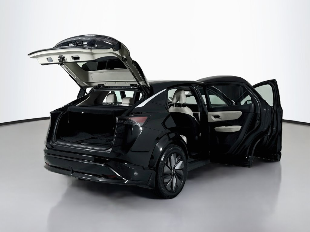 Used 2023 Nissan Ariya FWD image 25