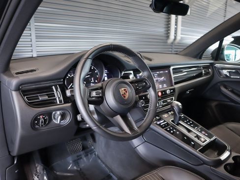 Used 2026 Porsche Macan Turbo AWD/4WD image 4