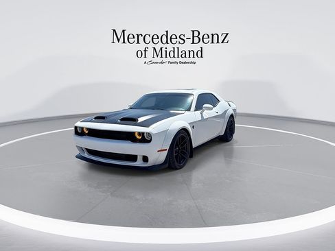 Used 2019 Dodge Challenger SRT Hellcat Redeye RWD image 4