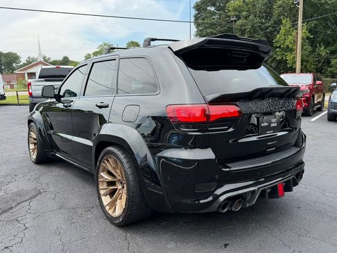 Used 2019 Jeep Grand Cherokee Trackhawk w/ Trailer Tow Group IV AWD/4WD image 8