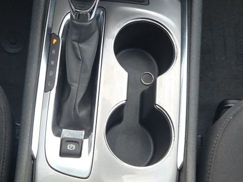 Used 2023 Chevrolet Malibu LT image 31