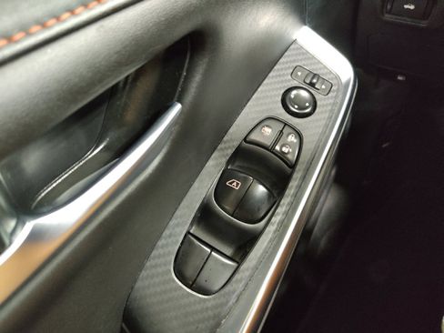 Used 2025 Nissan Sentra SR FWD image 27
