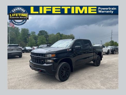 Used 2021 Chevrolet Silverado 1500 Custom Trail Boss w/ Midnight Edition AWD/4WD image 1