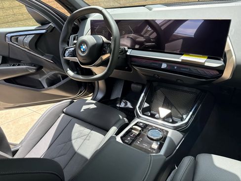 Used 2025 BMW X3 xDrive30i image 11