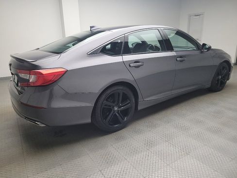 Used 2018 Honda Accord Sport image 10