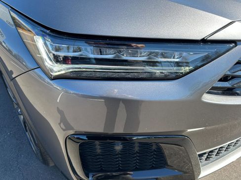 Used 2025 Acura MDX A-Spec image 7