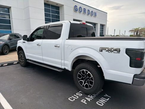 Used 2018 Ford F150 XLT w/ Equipment Group 302A Luxury AWD/4WD image 6