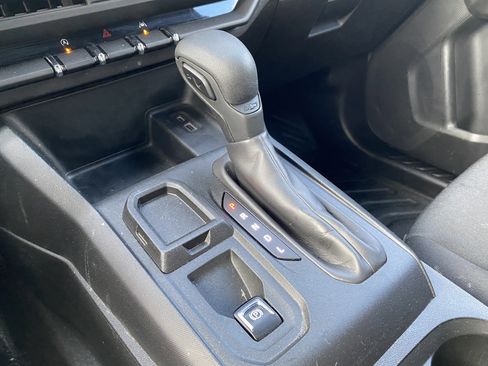 Used 2023 Chevrolet Colorado W/T image 13