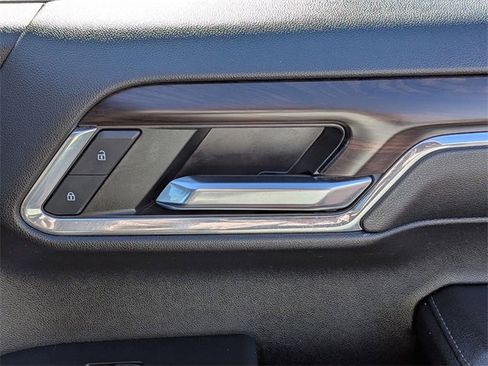 Used 2024 GMC Sierra 1500 SLT image 34