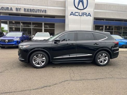 Used 2023 Acura MDX SH-AWD image 36