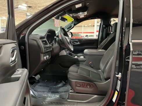 Certified 2022 GMC Yukon SLE image 9