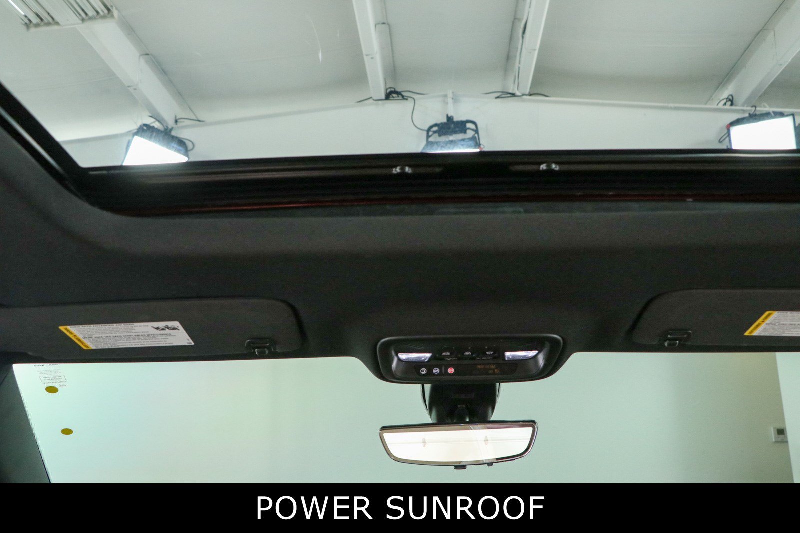 Used 2023 Chevrolet Traverse Premier w/ LPO, Floor Liner Package FWD image 21